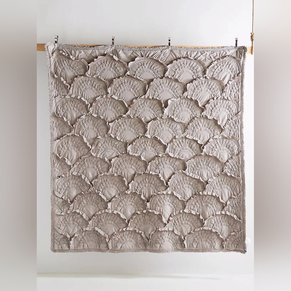 Anthropologie Rivulets Quilt, Grey, Twin Size